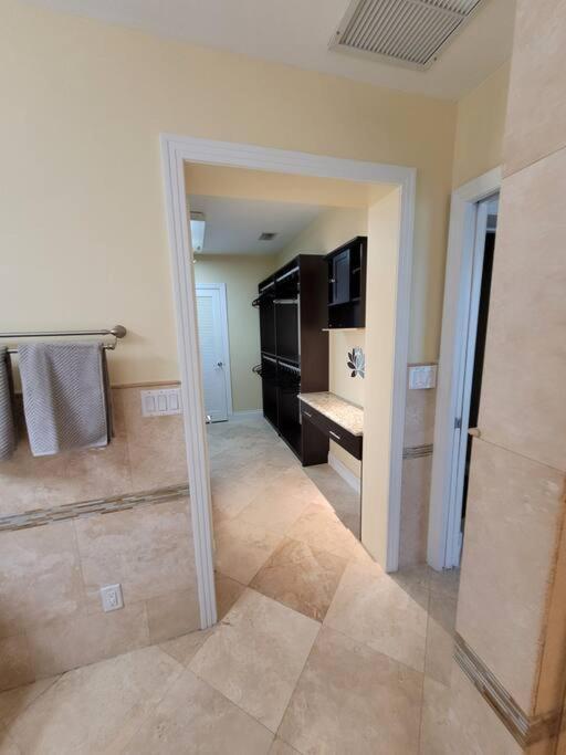 #1 Fort Lauderdale House - Heated Salt Water Pool - Private Oasis-Updated Gorgeous 3Br 3Ba - Las Olas מראה חיצוני תמונה